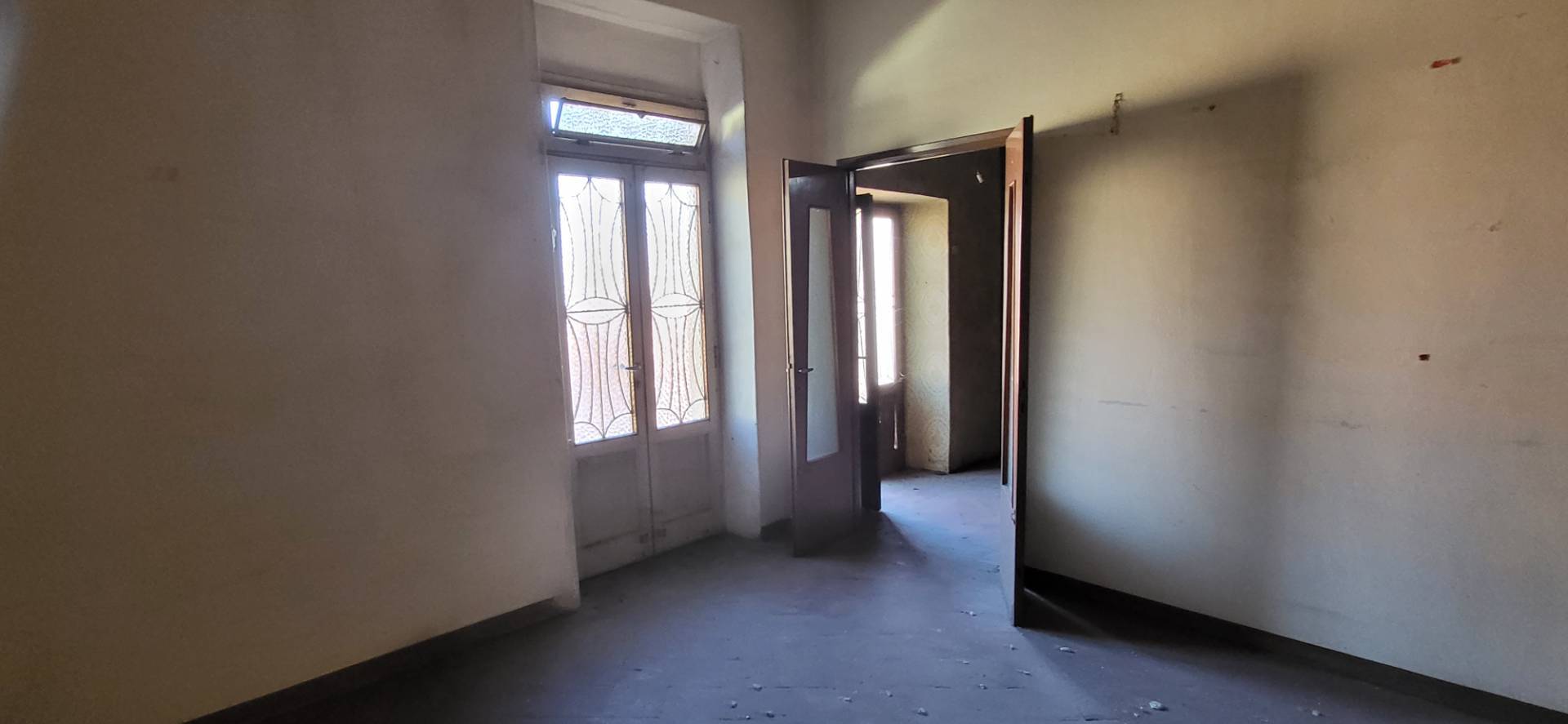 Locale commerciale in vendita a Arsago Seprio