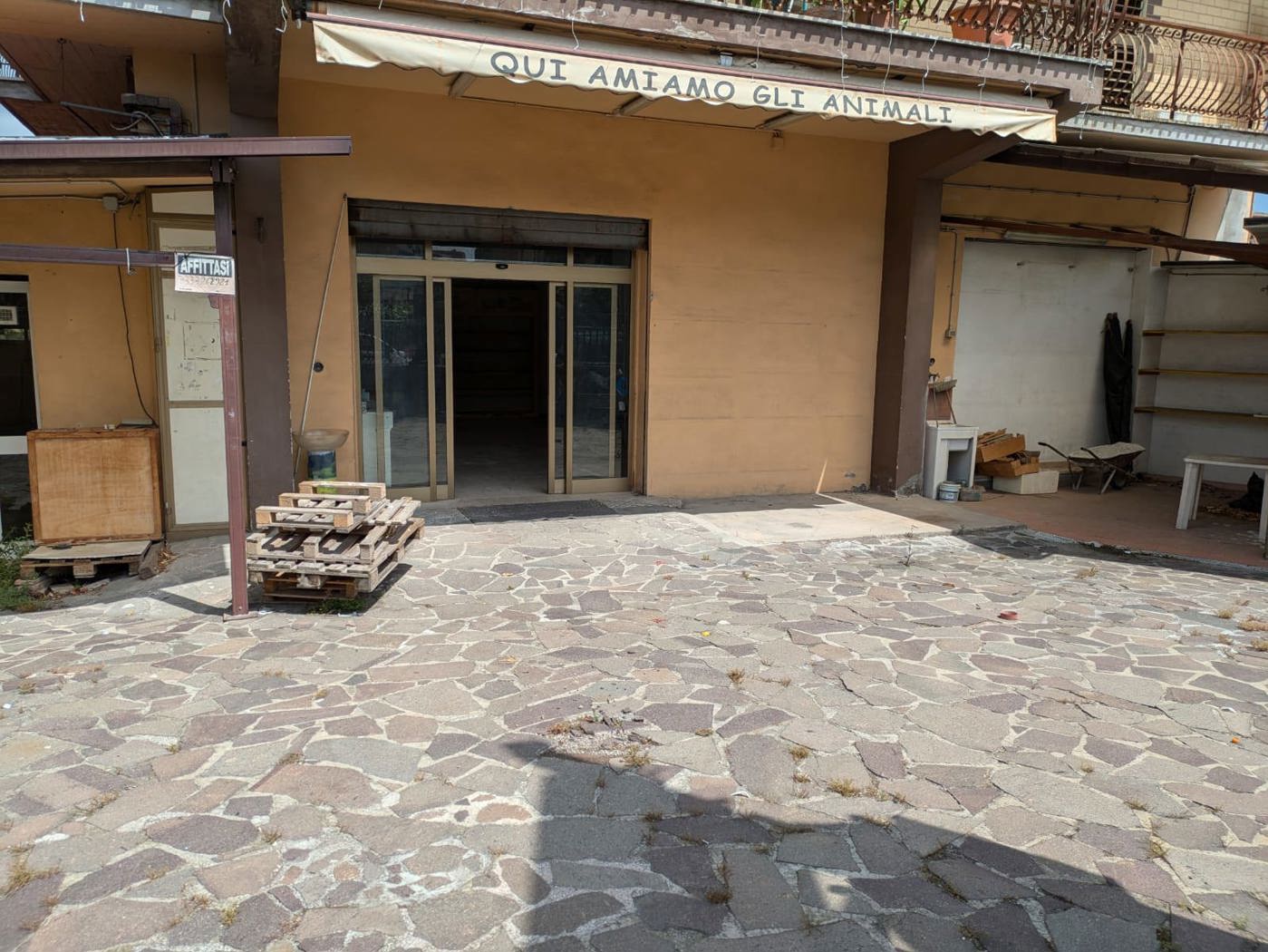 Negozio in vendita a Monterotondo