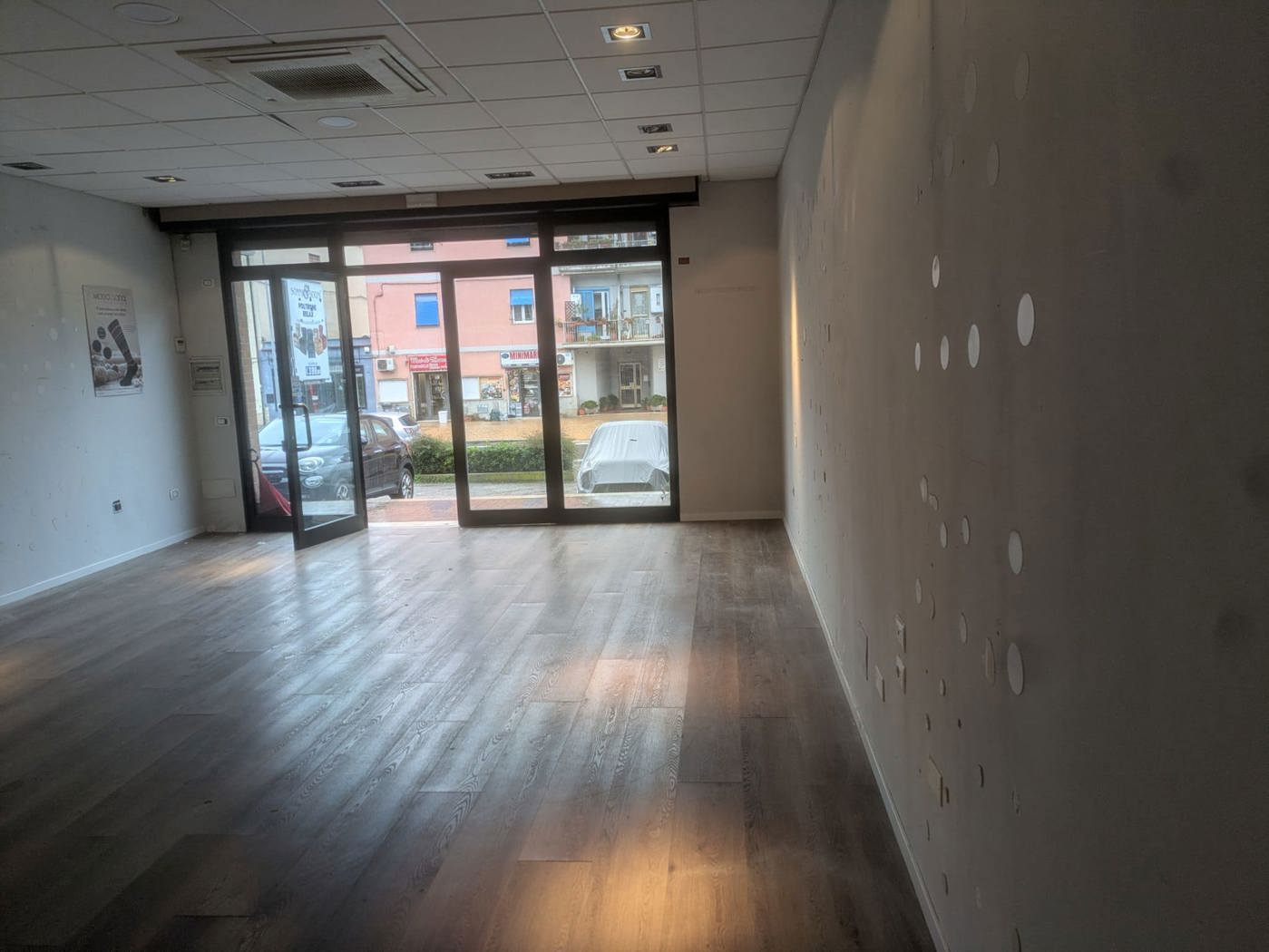 Negozio in affitto a Monterotondo