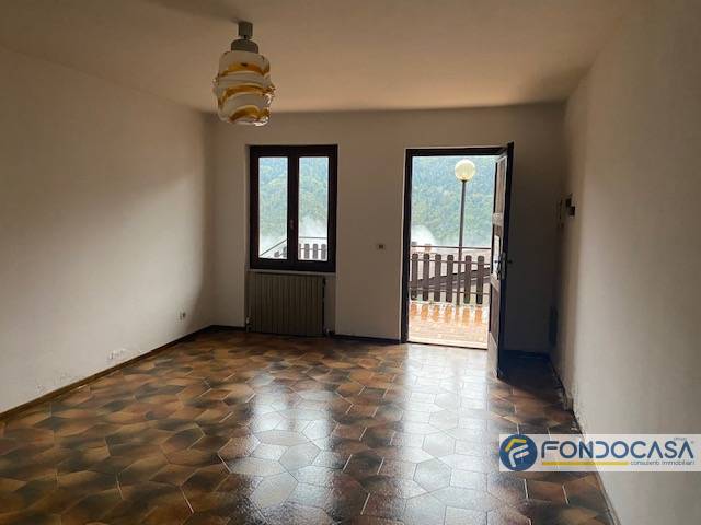 Appartamento in vendita a Capovalle