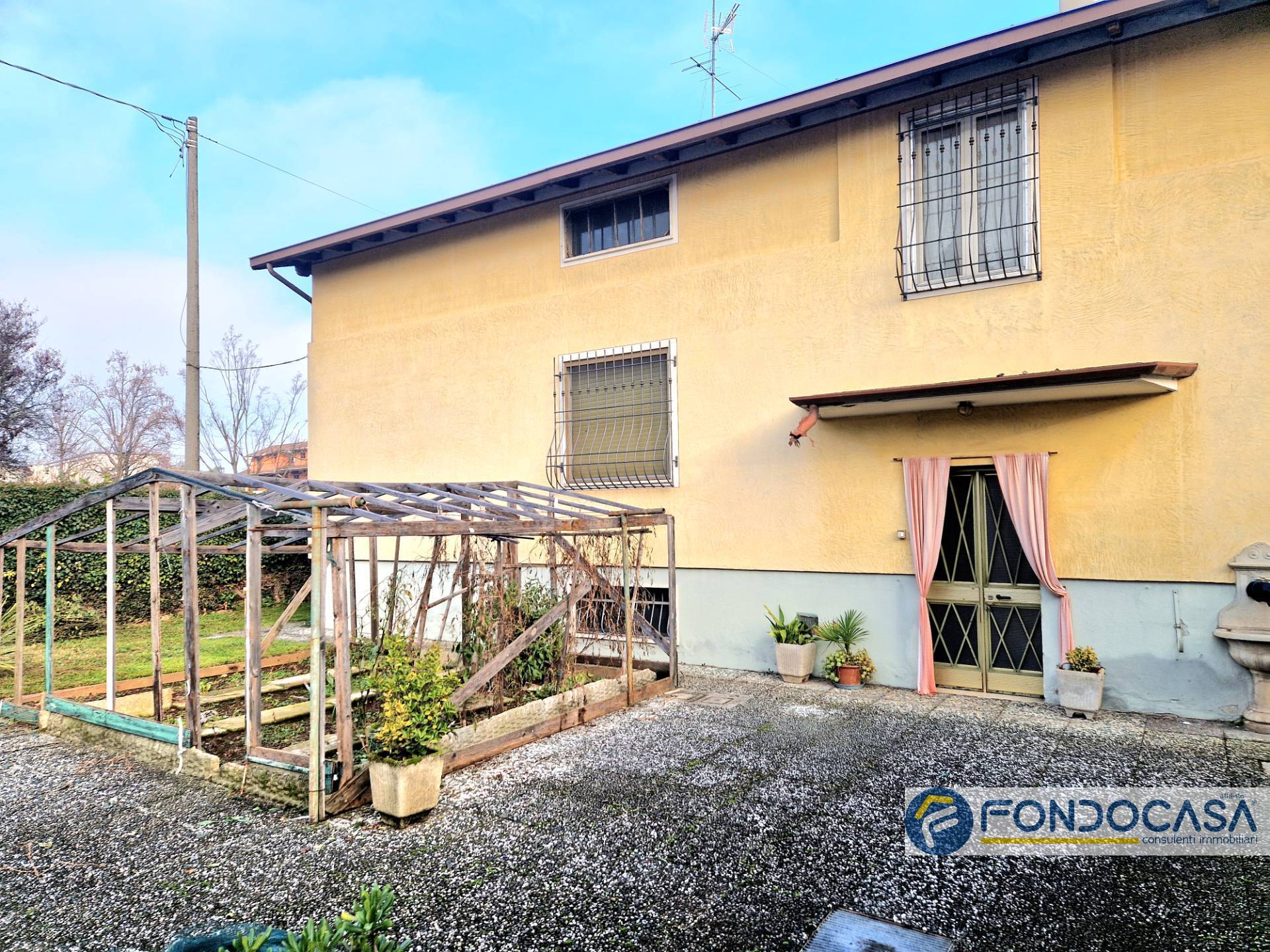 Villa in vendita a Travagliato