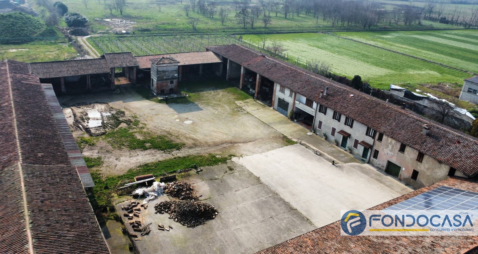 Casale di campagna in vendita a Castegnato