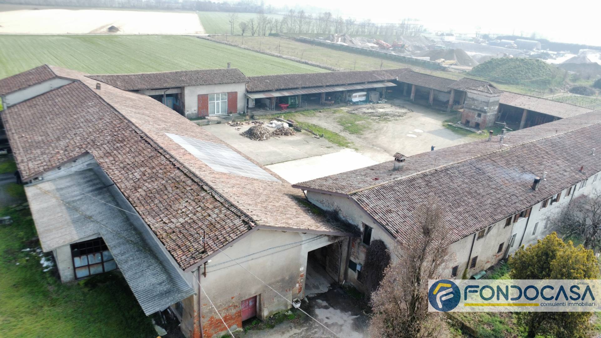 Casale di campagna in vendita a Castegnato