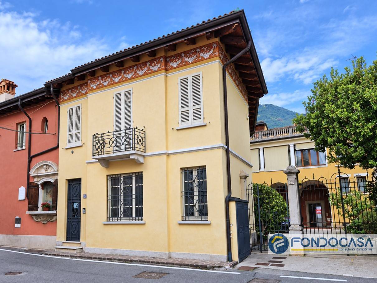 Villa in vendita a Brescia, S. Eufemia