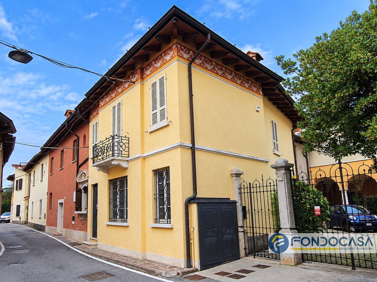 Villa in vendita a Brescia, S. Eufemia