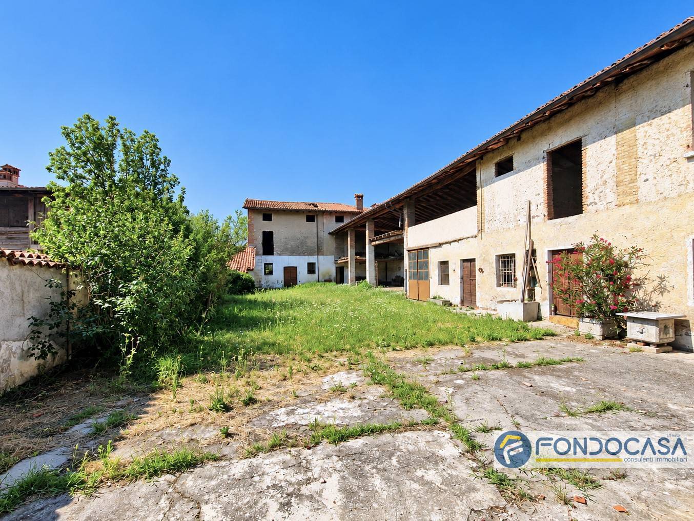 Rustico in vendita a Cazzago San Martino, Pedrocca