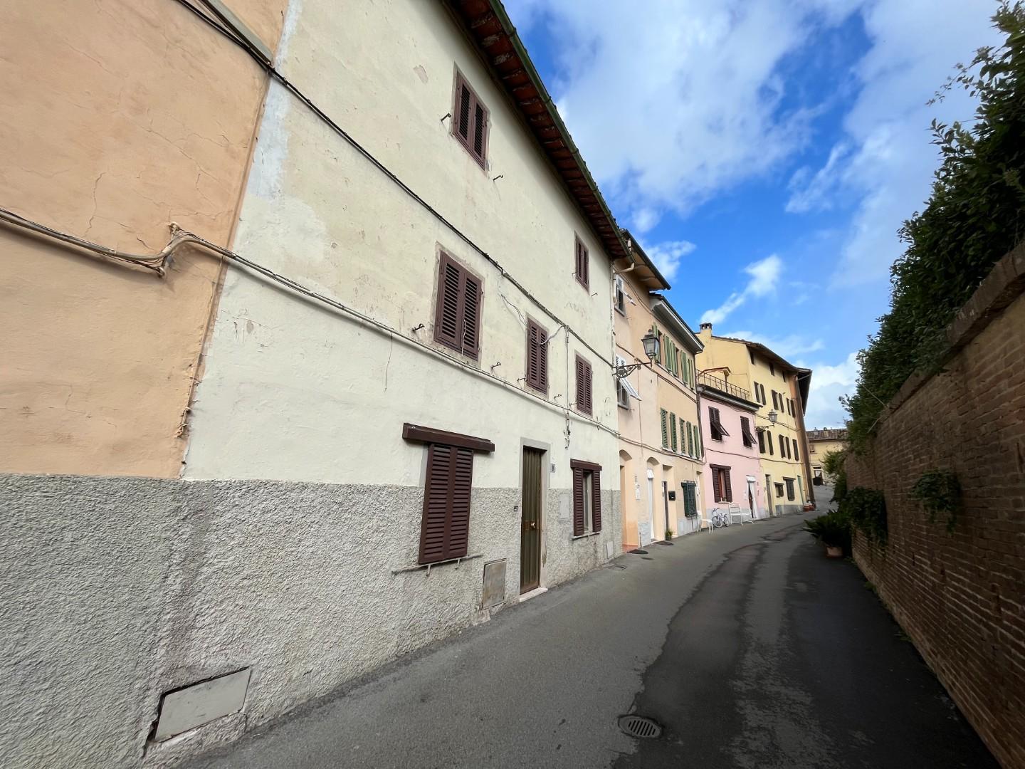 Trilocale in vendita, Pontedera montecastello