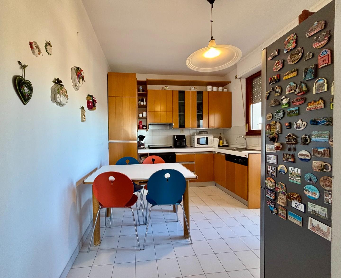 Appartamento con terrazzi, Pontedera centro