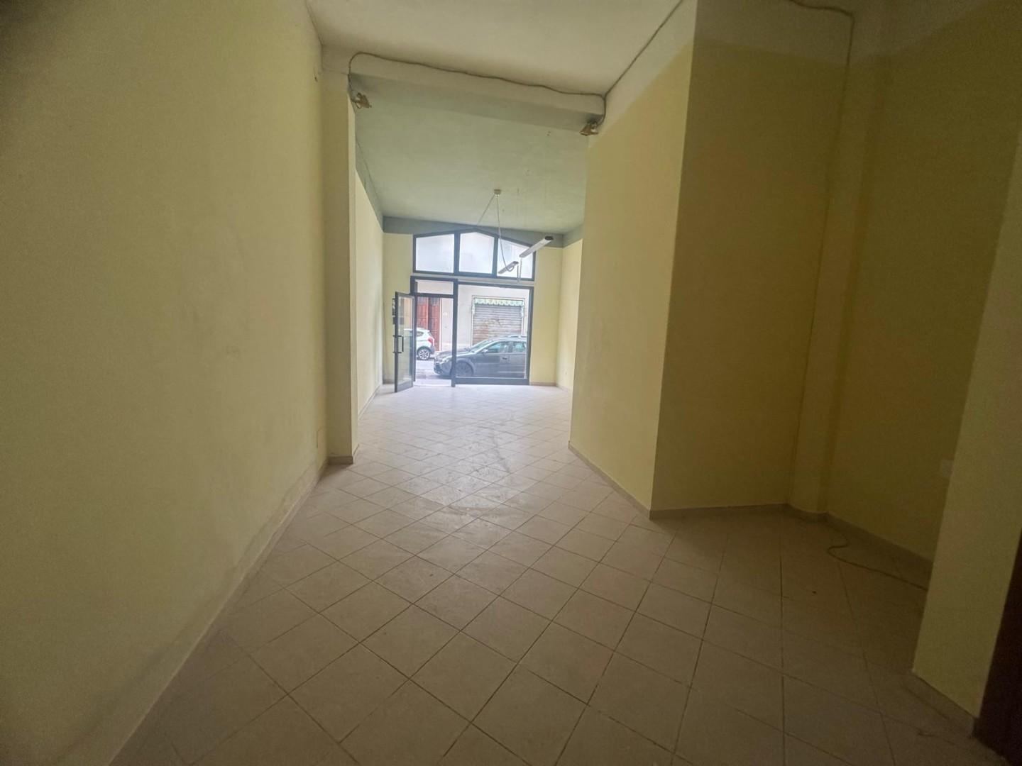 Locale commerciale ristrutturata, Pontedera centro