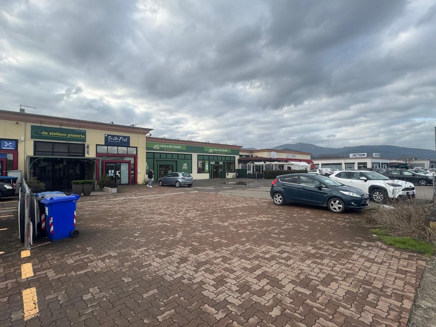 Capannone in vendita, Calcinaia sardina