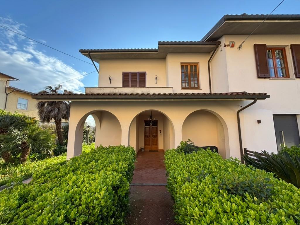 Appartamento con giardino, Montopoli in Val d'Arno marti