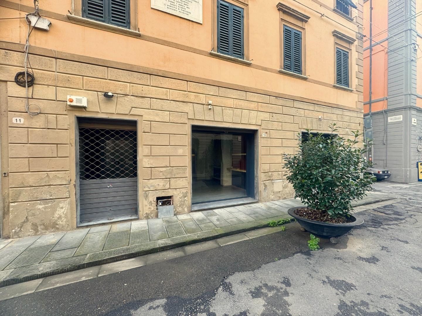 Locale commerciale in vendita, Pontedera centro