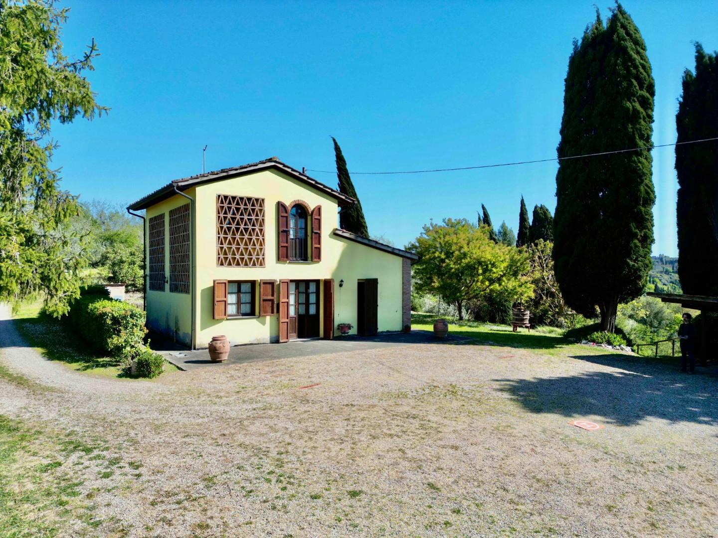 Rustico con giardino, Montopoli in Val d'Arno marti