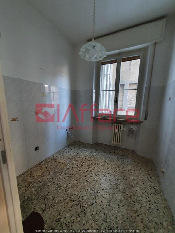Appartamento con terrazzo, Pontedera centro