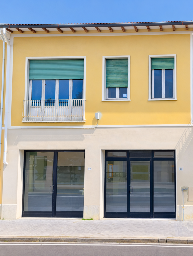 Negozio ristrutturato, Pontedera centro