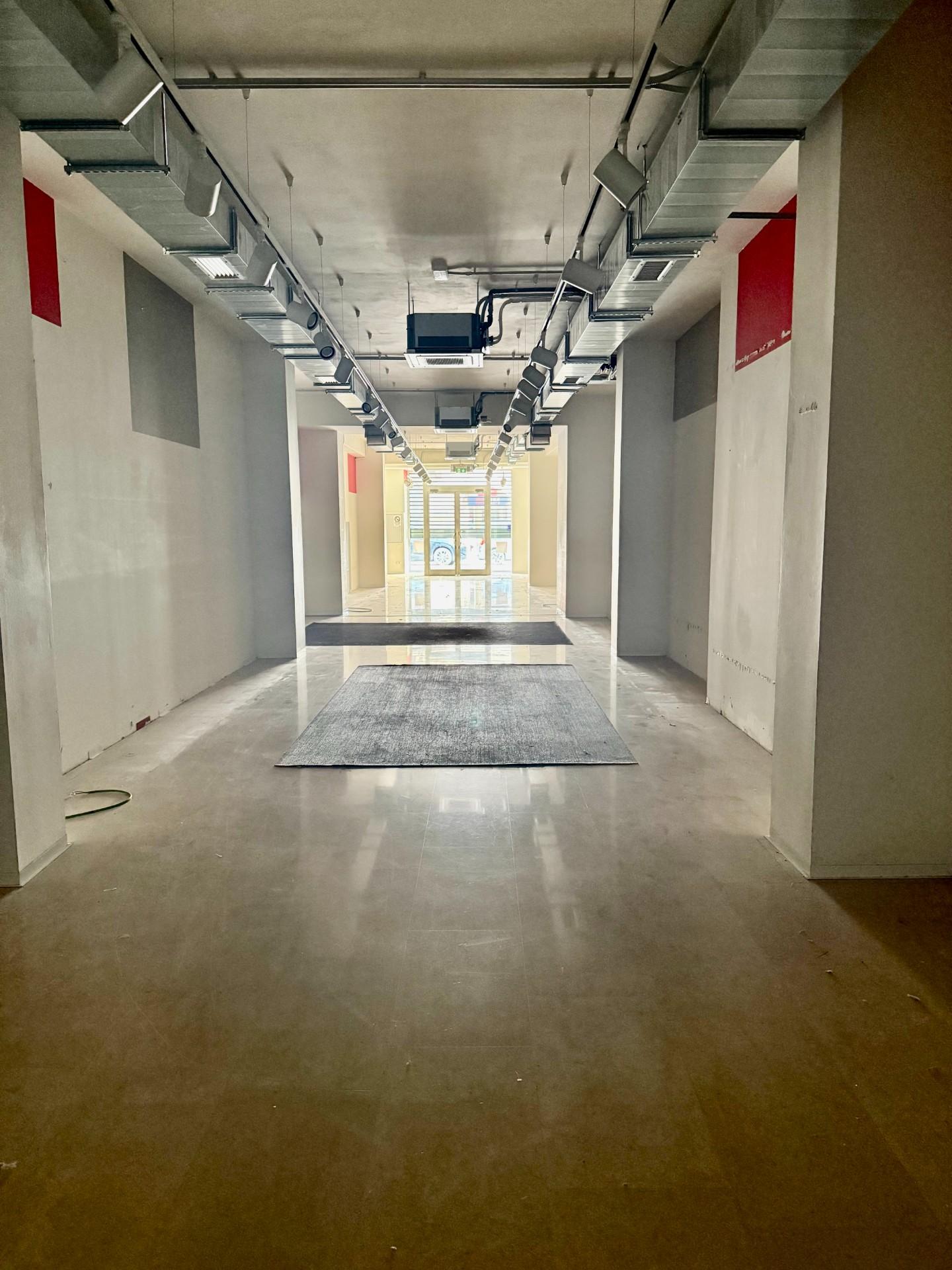 Negozio in affitto, Pontedera centro