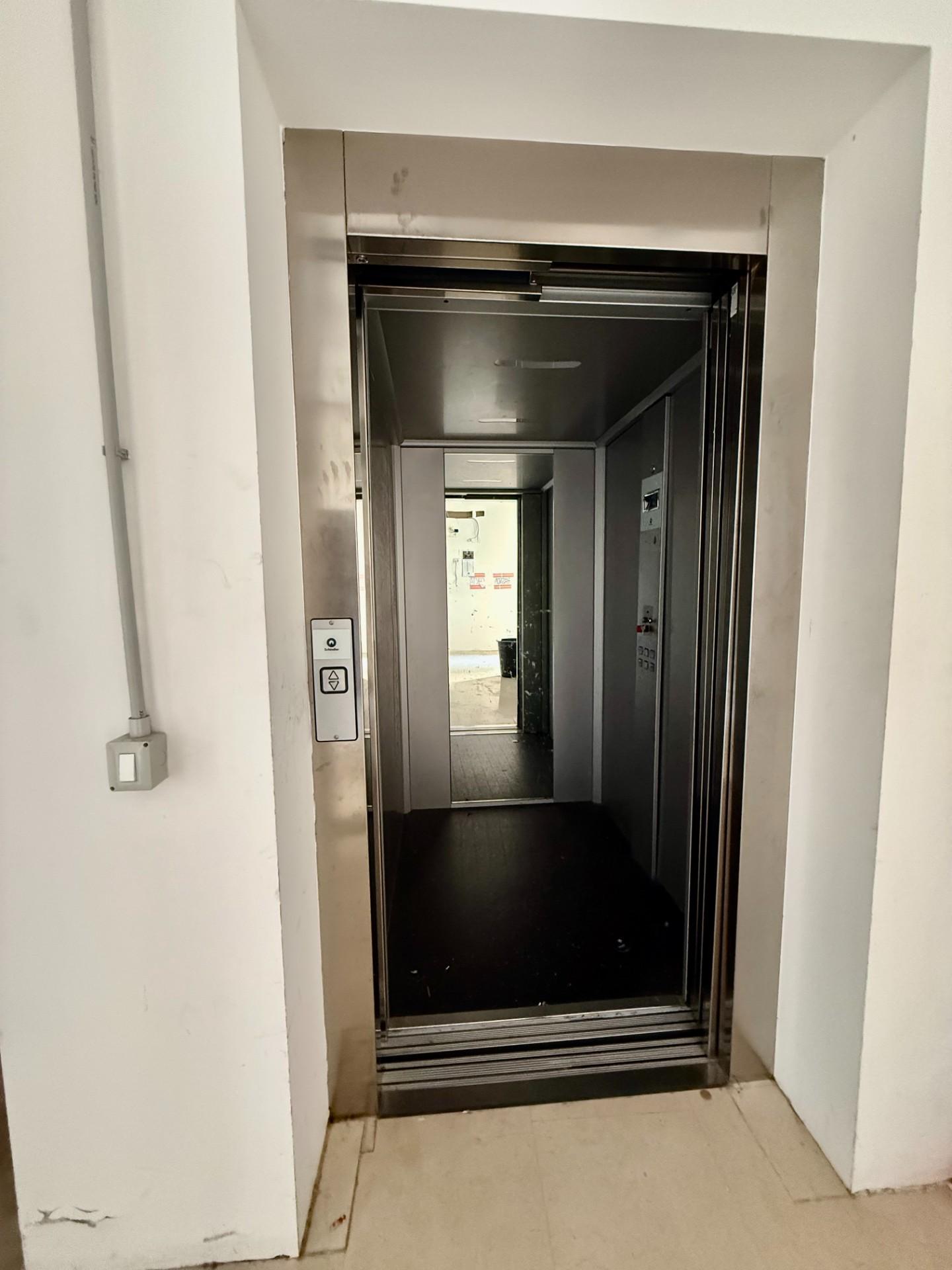 Negozio in affitto, Pontedera centro