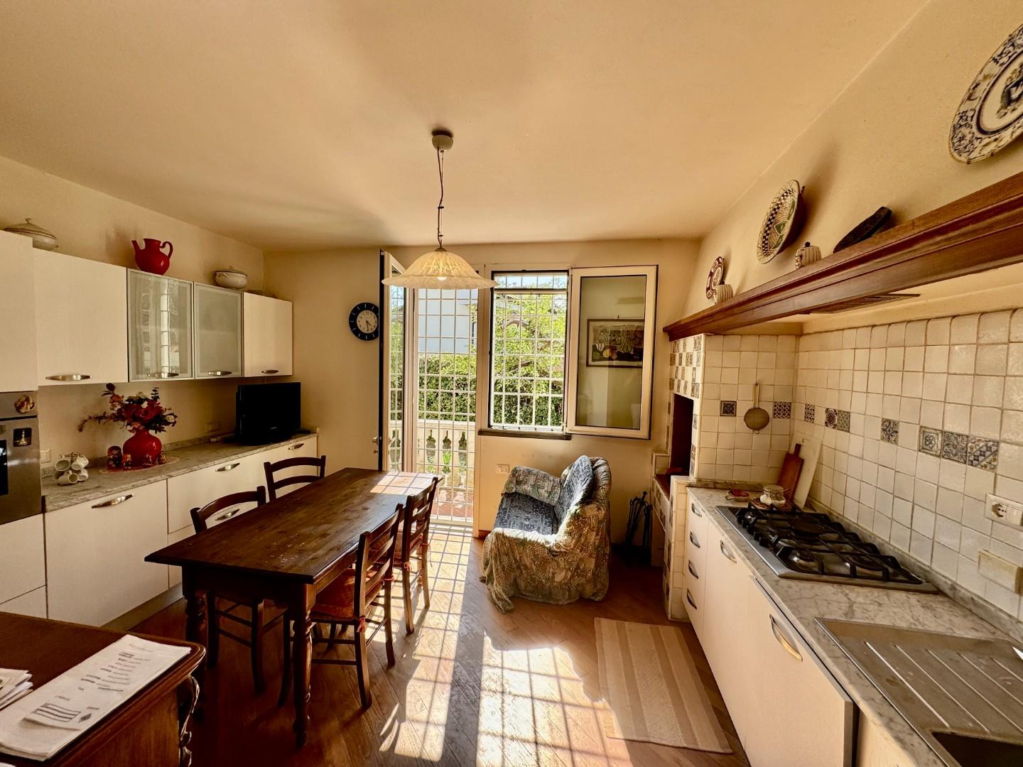 Casa indipendente con giardino, Pontedera il giardino