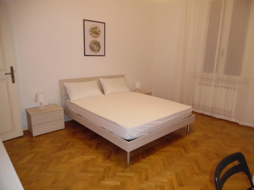 Stanza Singola con terrazzo, Pontedera centro