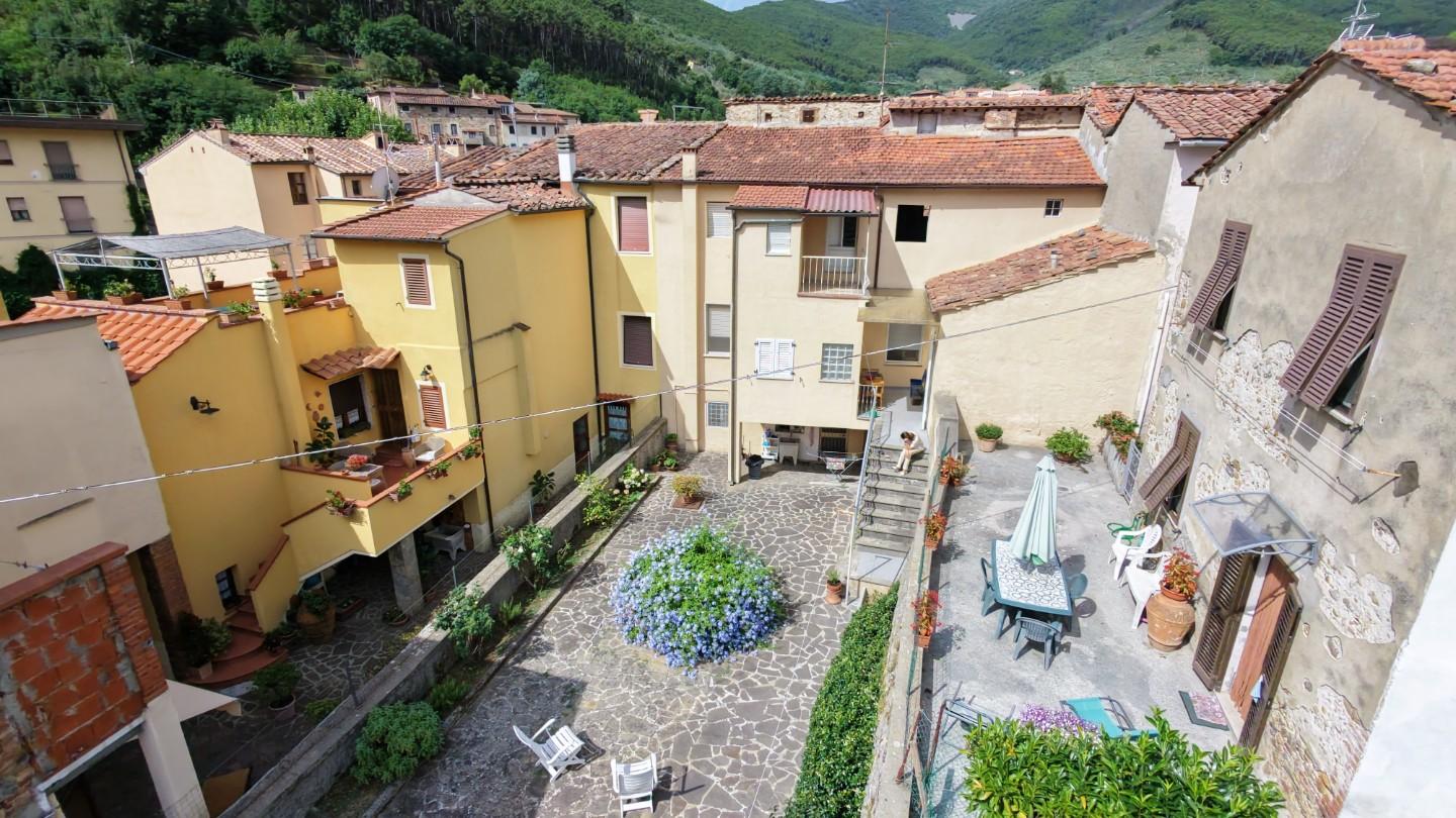 Casa indipendente con giardino a Buti