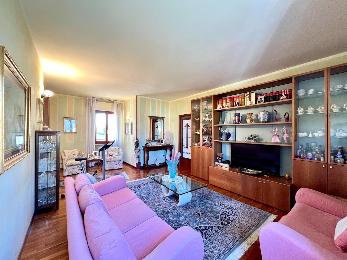 Appartamento con terrazzo a Castelfranco di Sotto