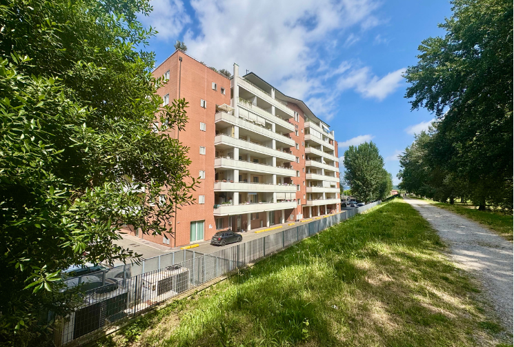 Trilocale con terrazzo a Pontedera