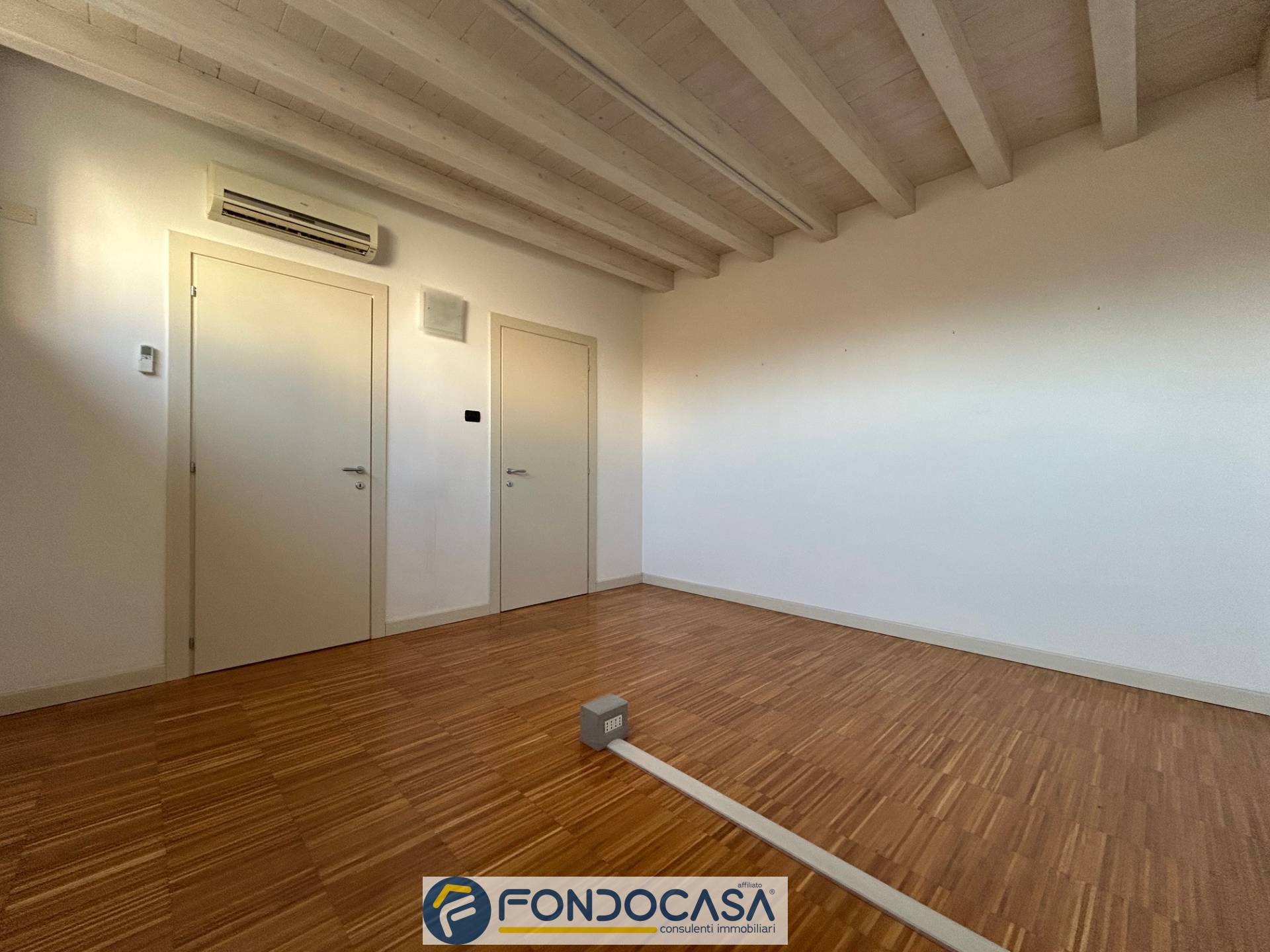 Ufficio in affitto a Rovato