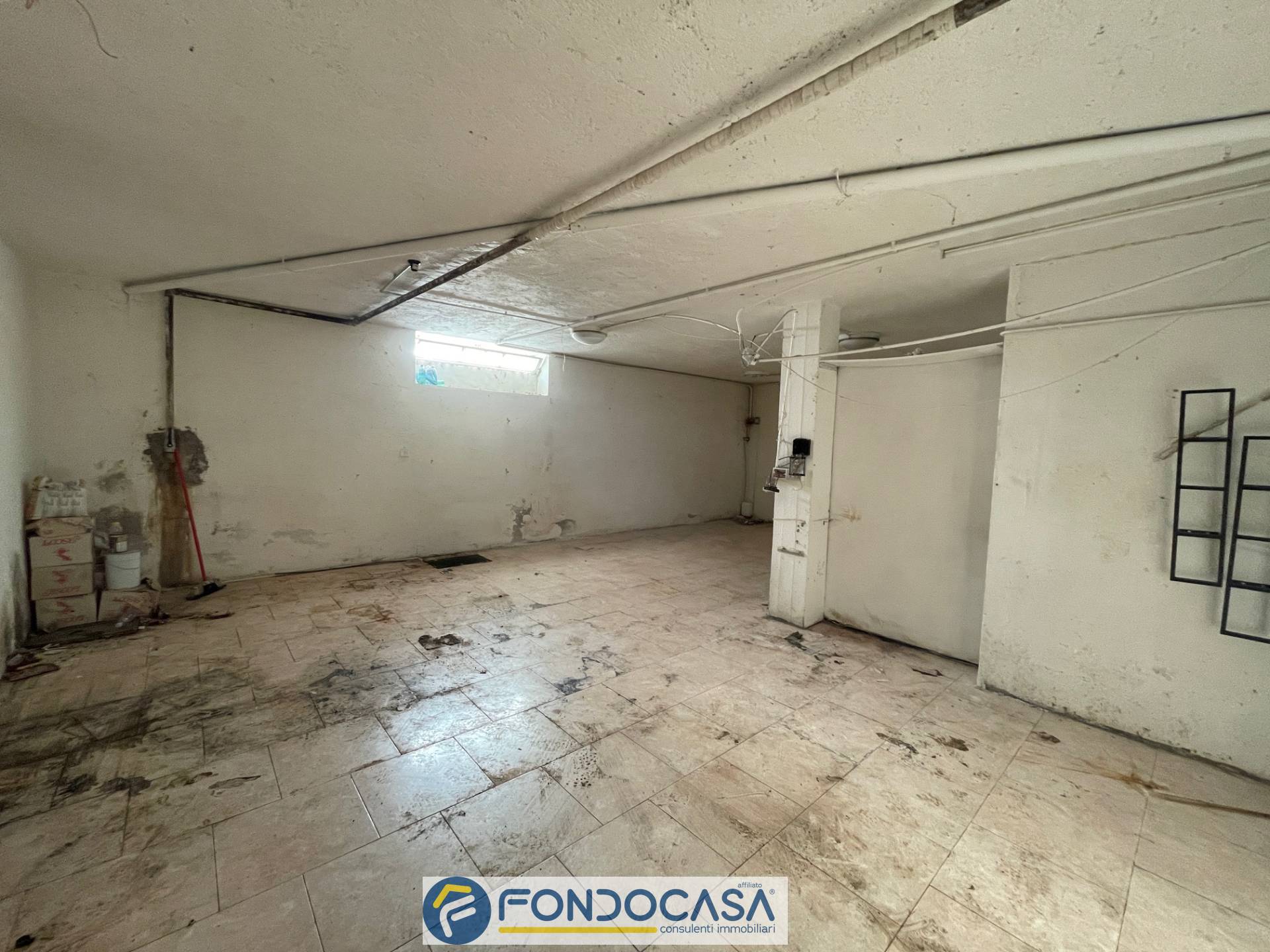 Magazzino in vendita a Cazzago San Martino, Bornato