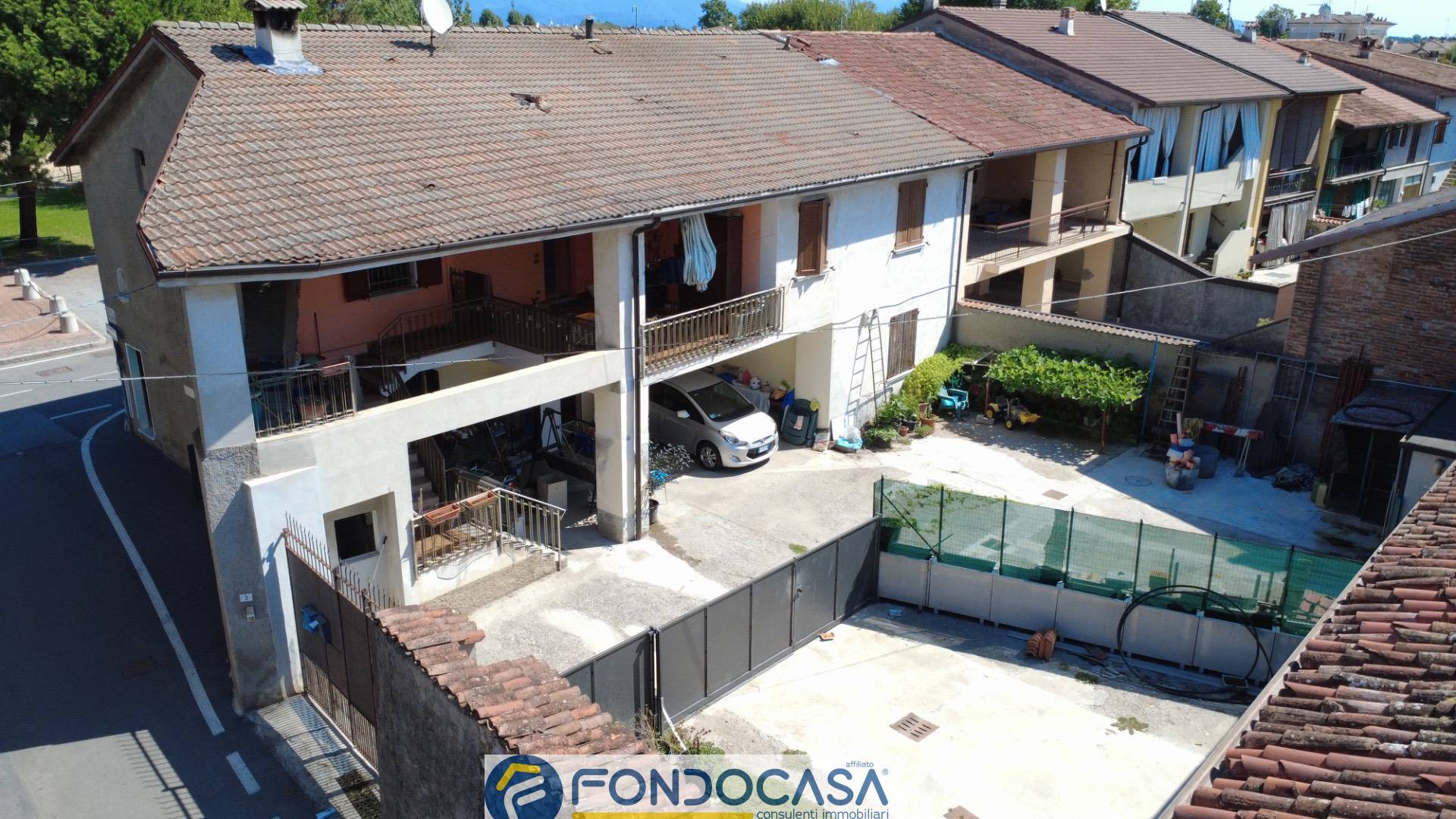 Appartamento in vendita a Lograto