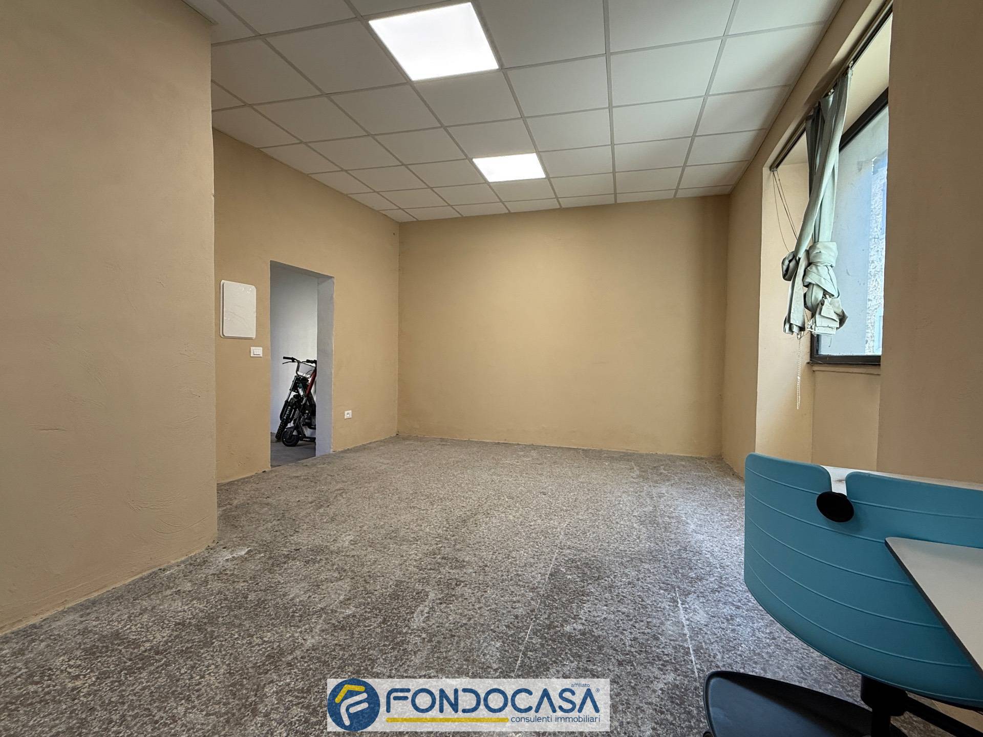 Locale commerciale in vendita a Passirano