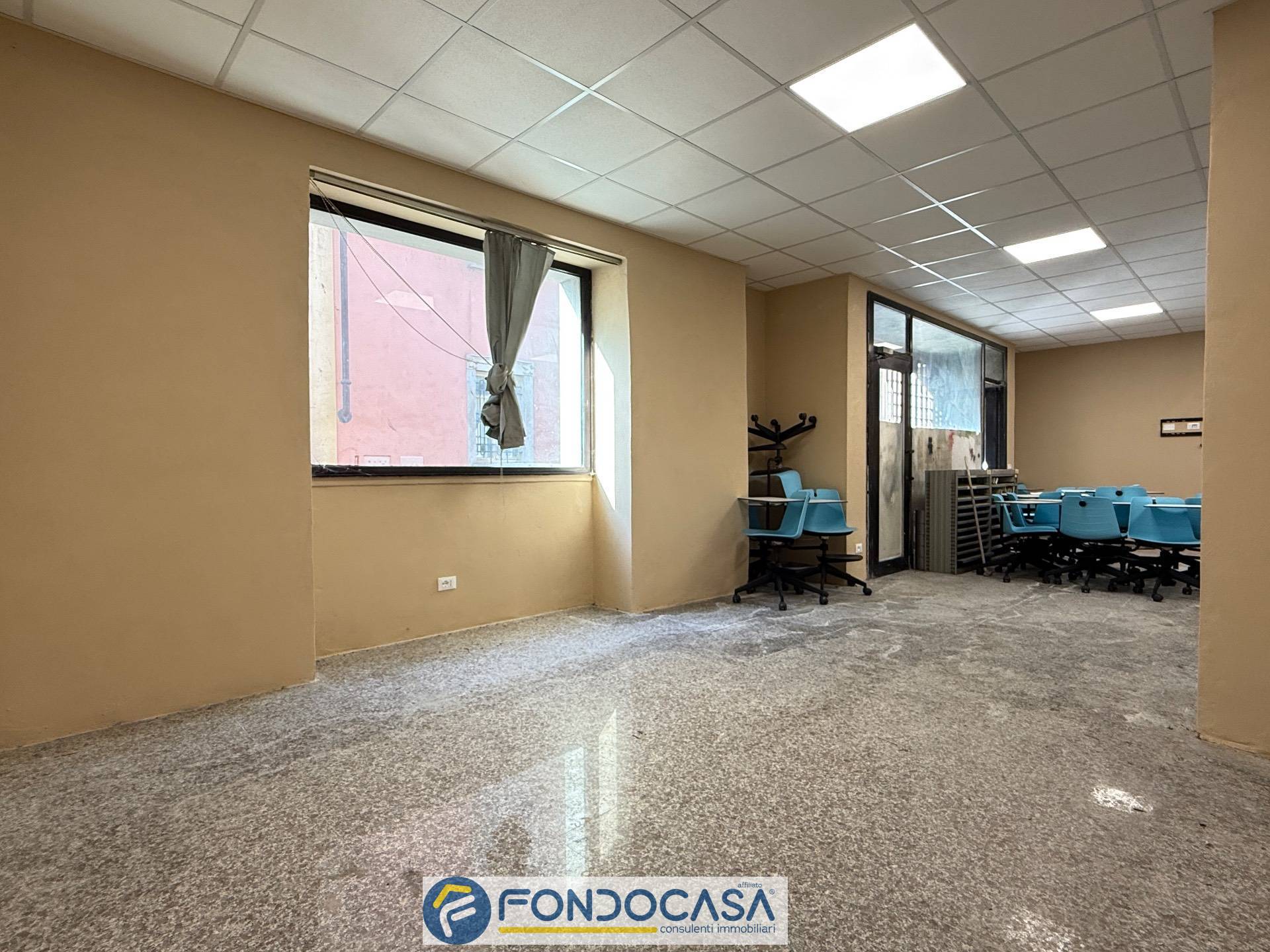 Locale commerciale in vendita a Passirano