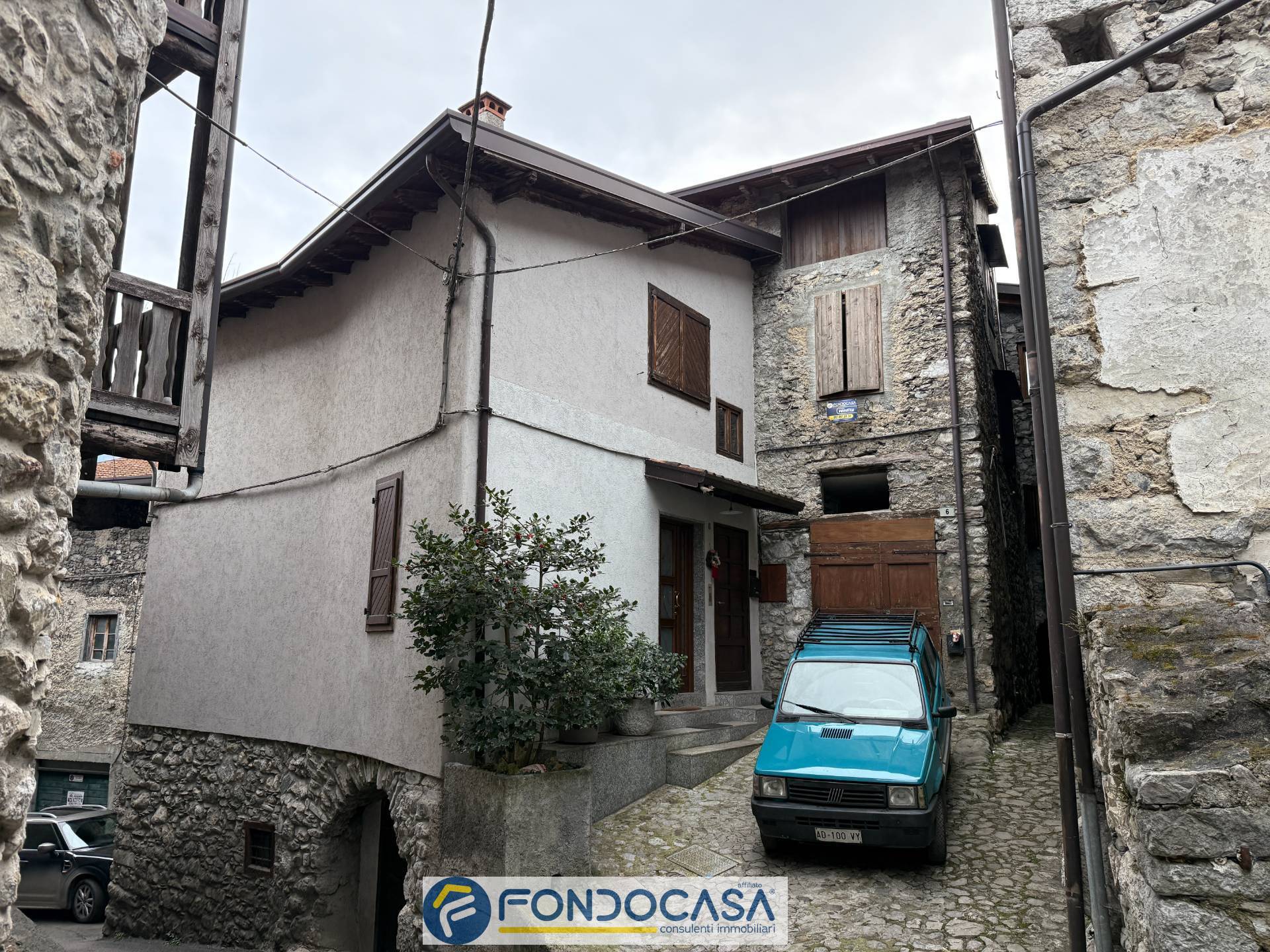 Appartamento in vendita a Ono San Pietro