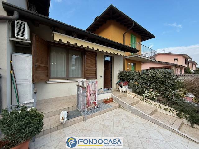 Appartamento in vendita a Lograto