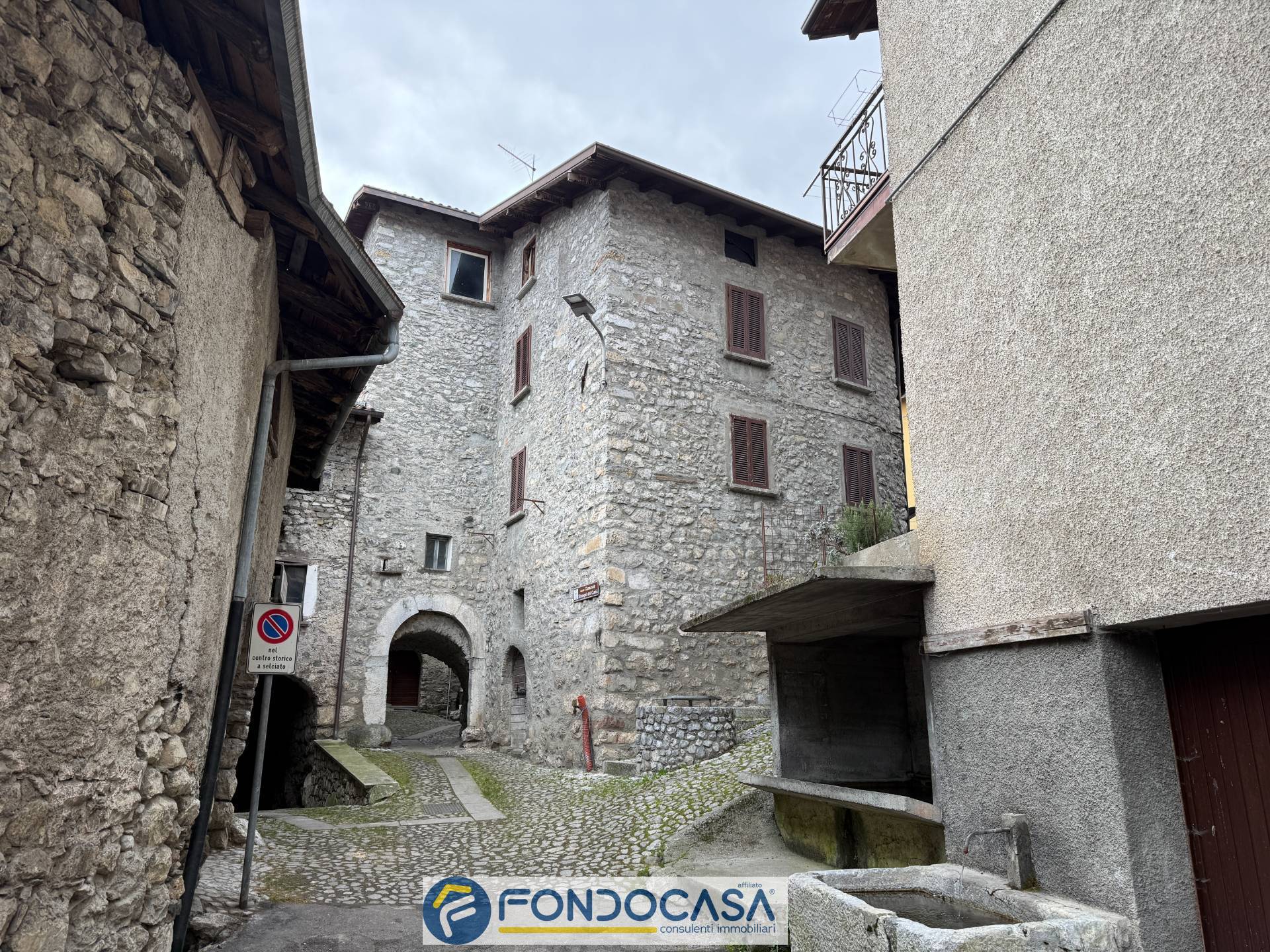 Appartamento in vendita a Breno