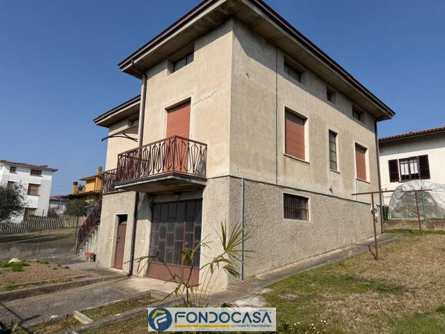 Villa in vendita a Rovato