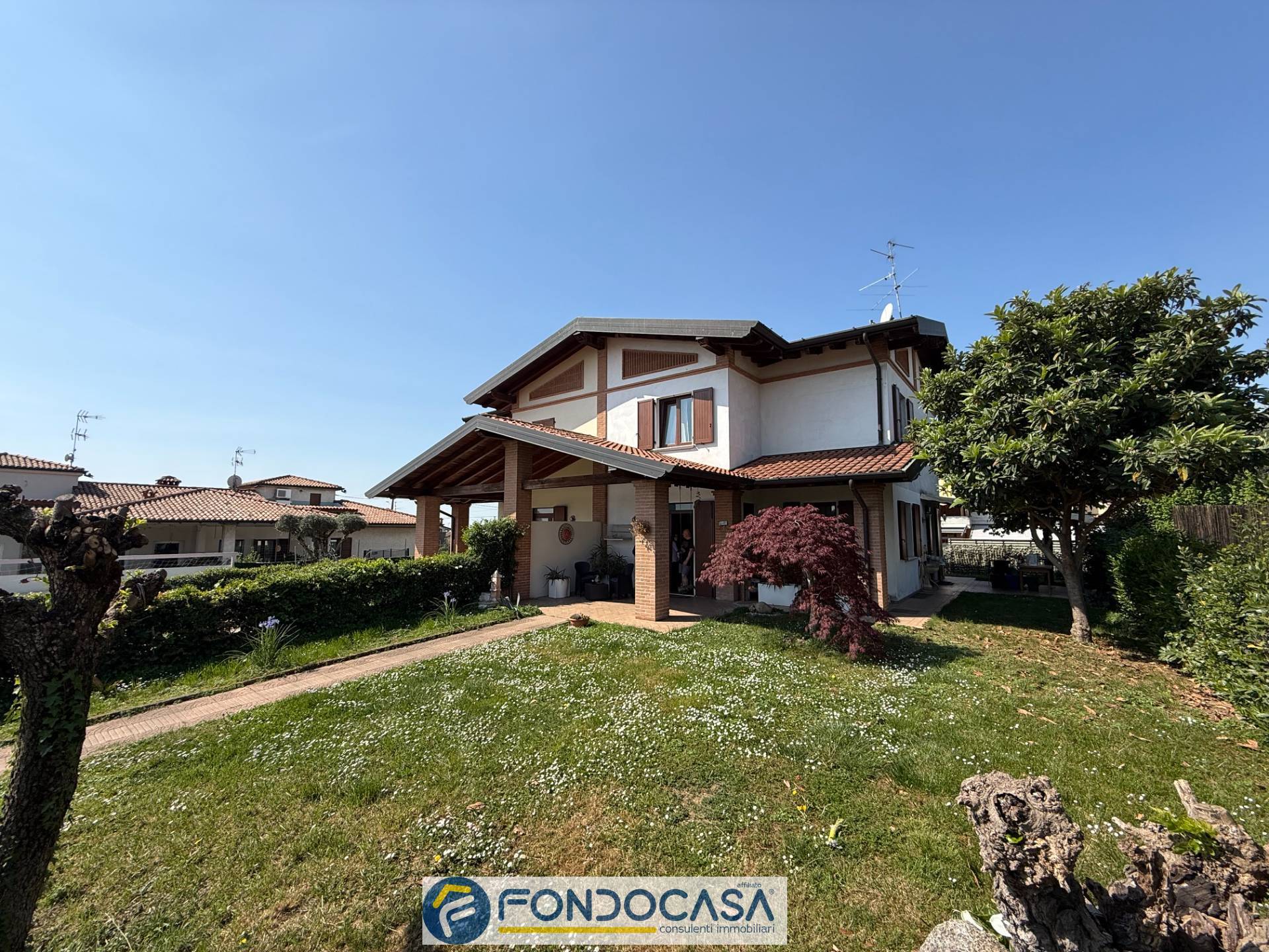 Villa bifamiliare in vendita a Cazzago San Martino