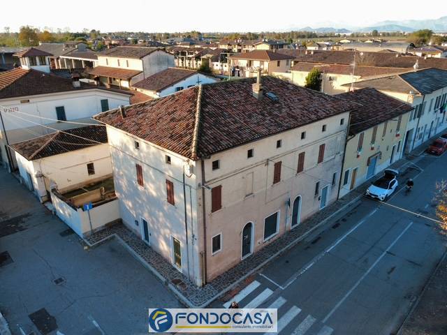 Appartamento in vendita a Mairano