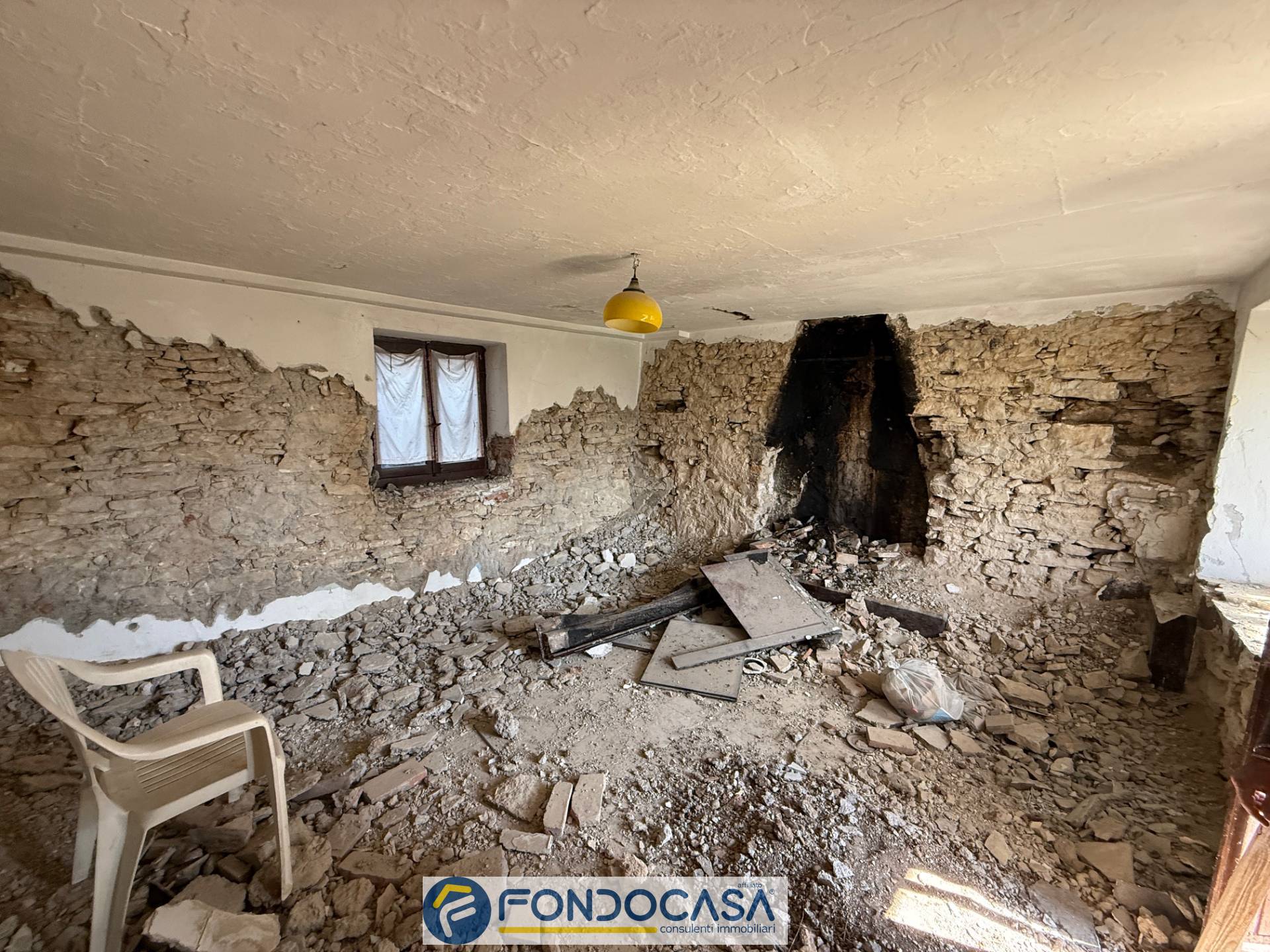 Rustico in vendita a Monticelli Brusati
