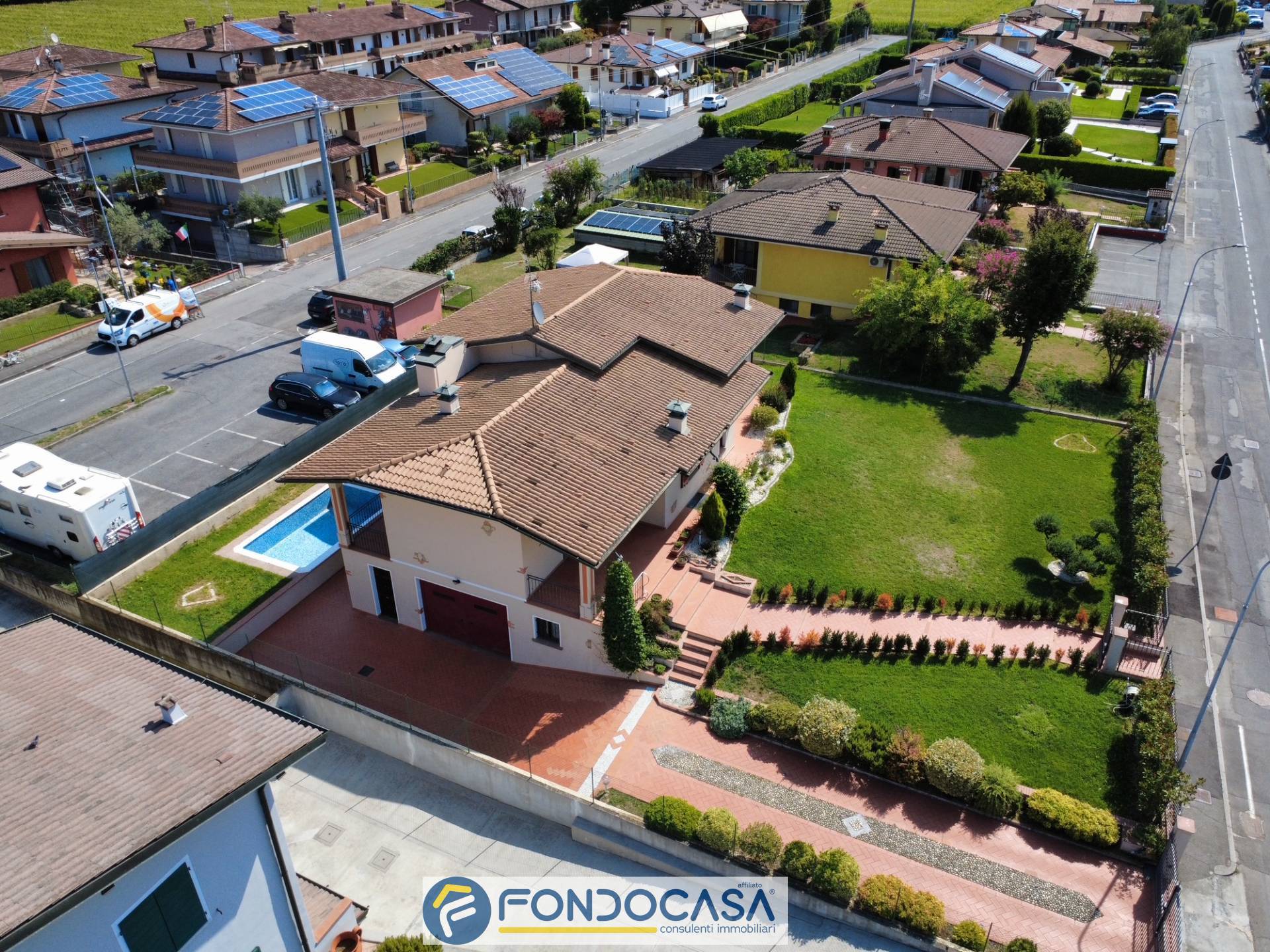 Villa in vendita a Travagliato