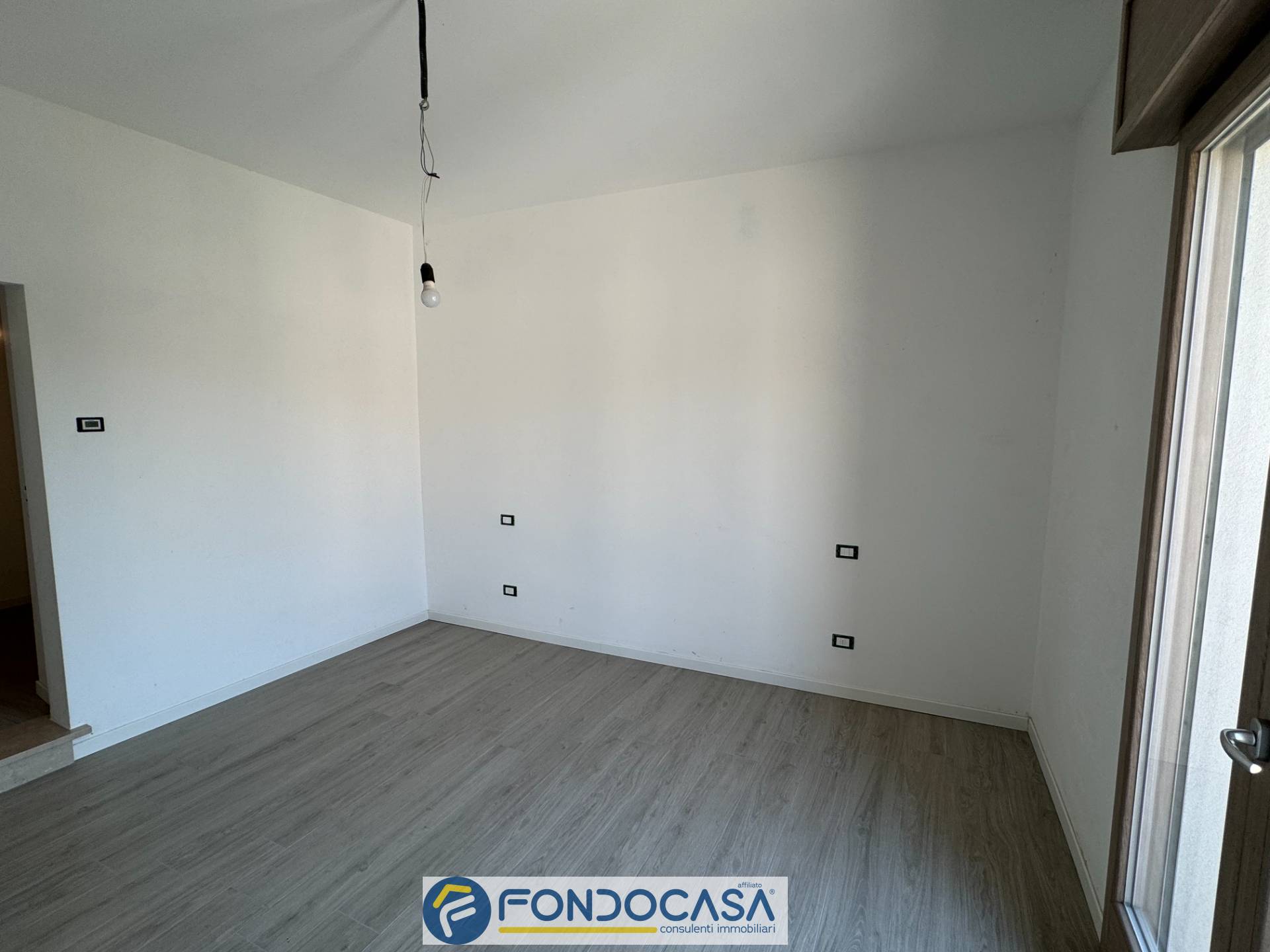 Appartamento in vendita a Cologne