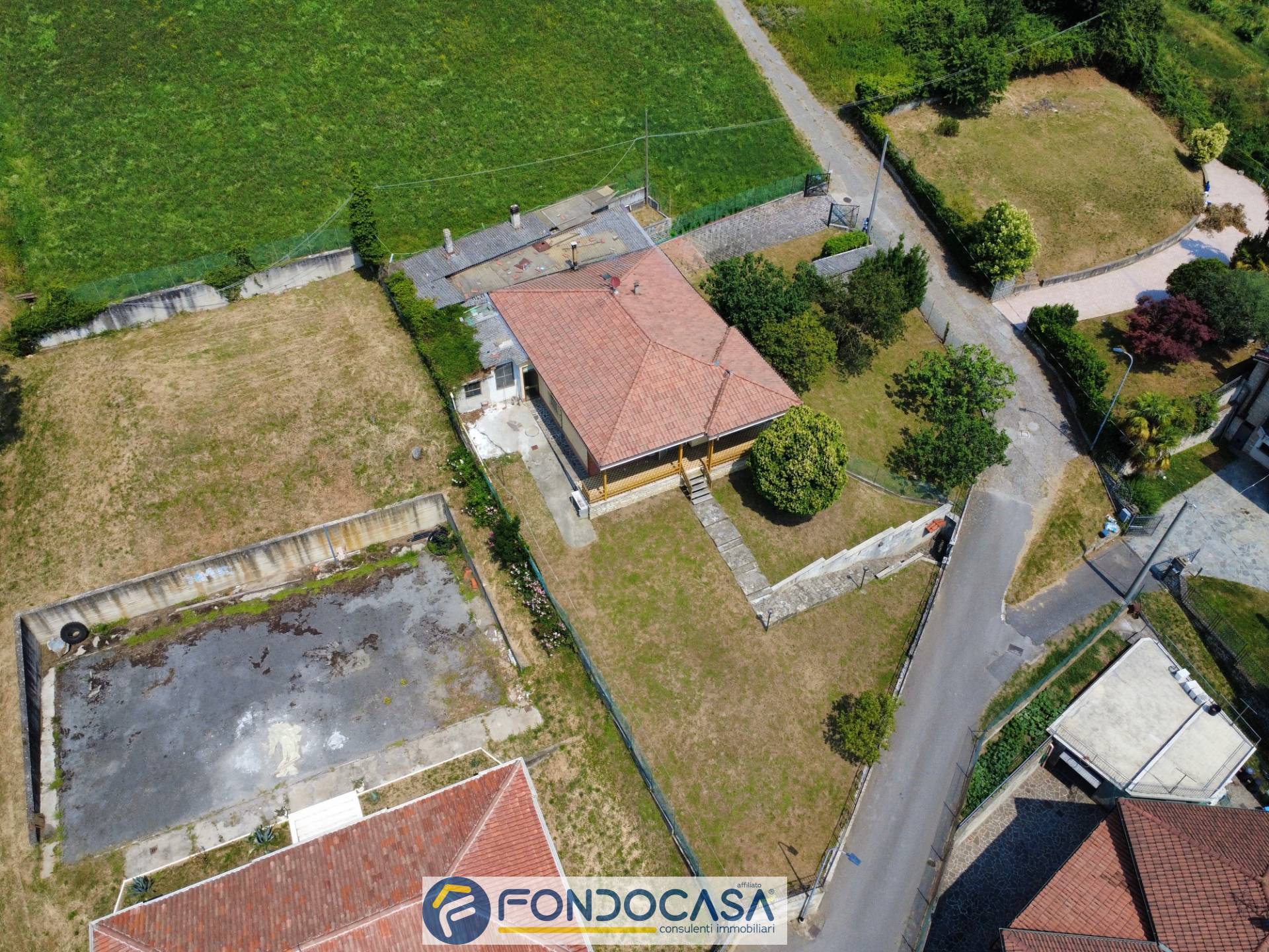 Villa in vendita a Grumello del Monte