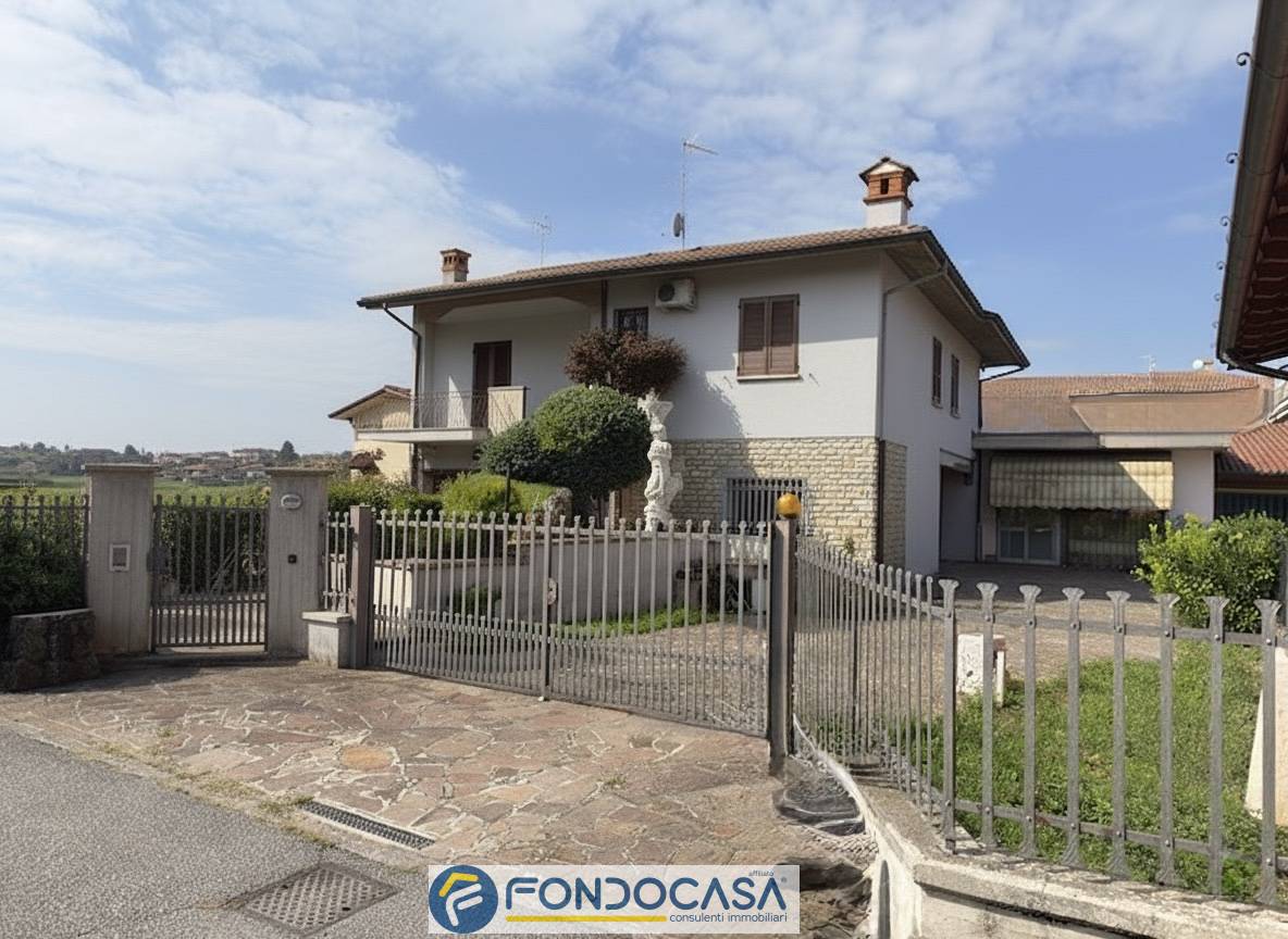 Villa in vendita a Roncadelle