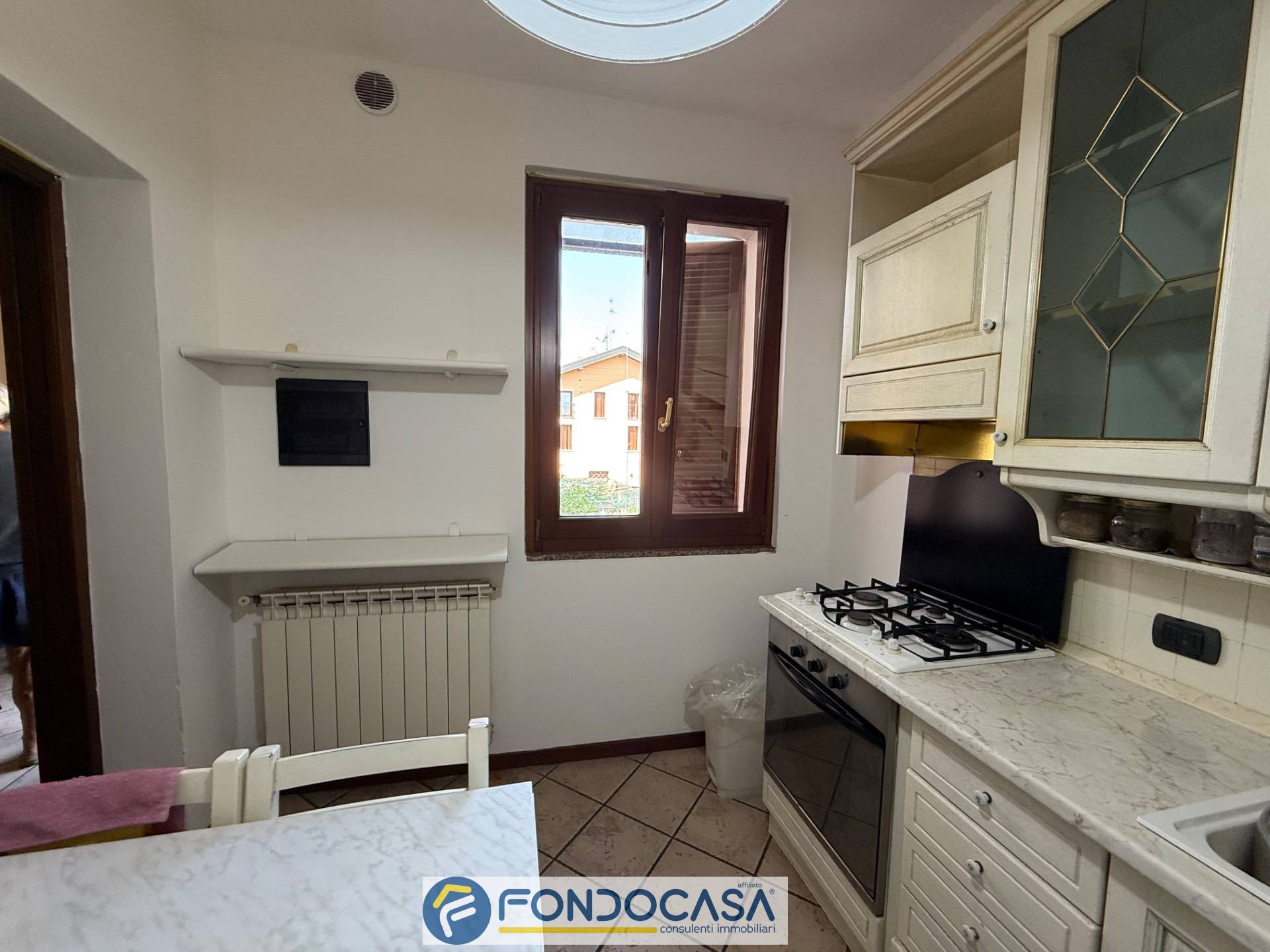 Appartamento in vendita a Lograto