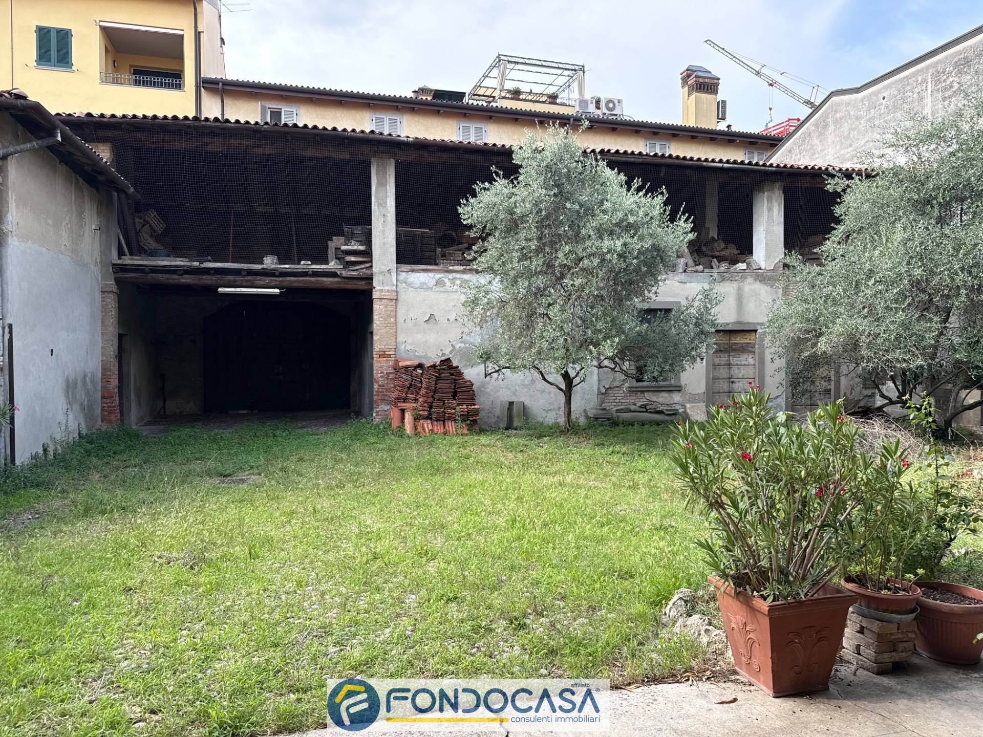 Abitazioni tipiche storiche in vendita a Rovato