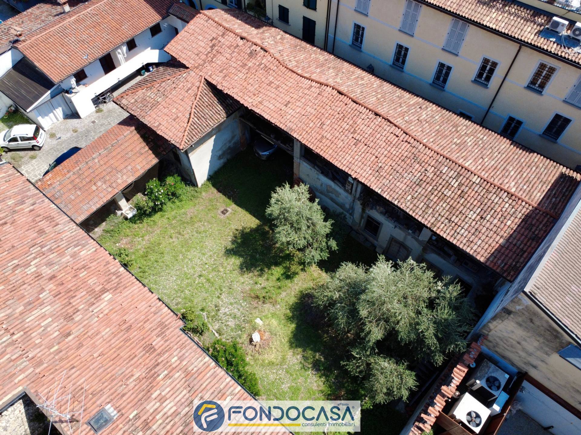 Rustico in vendita a Cazzago San Martino