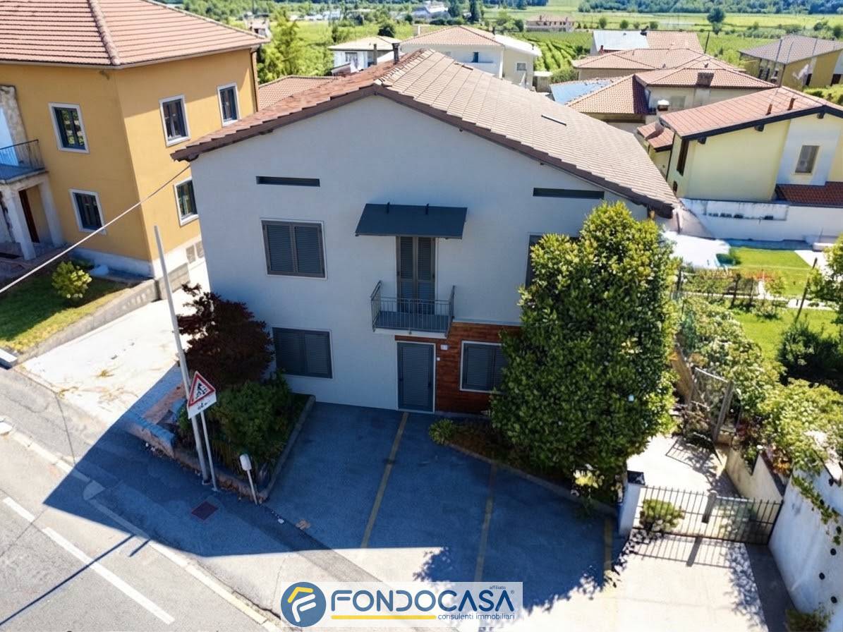 Villa in vendita a Cologne