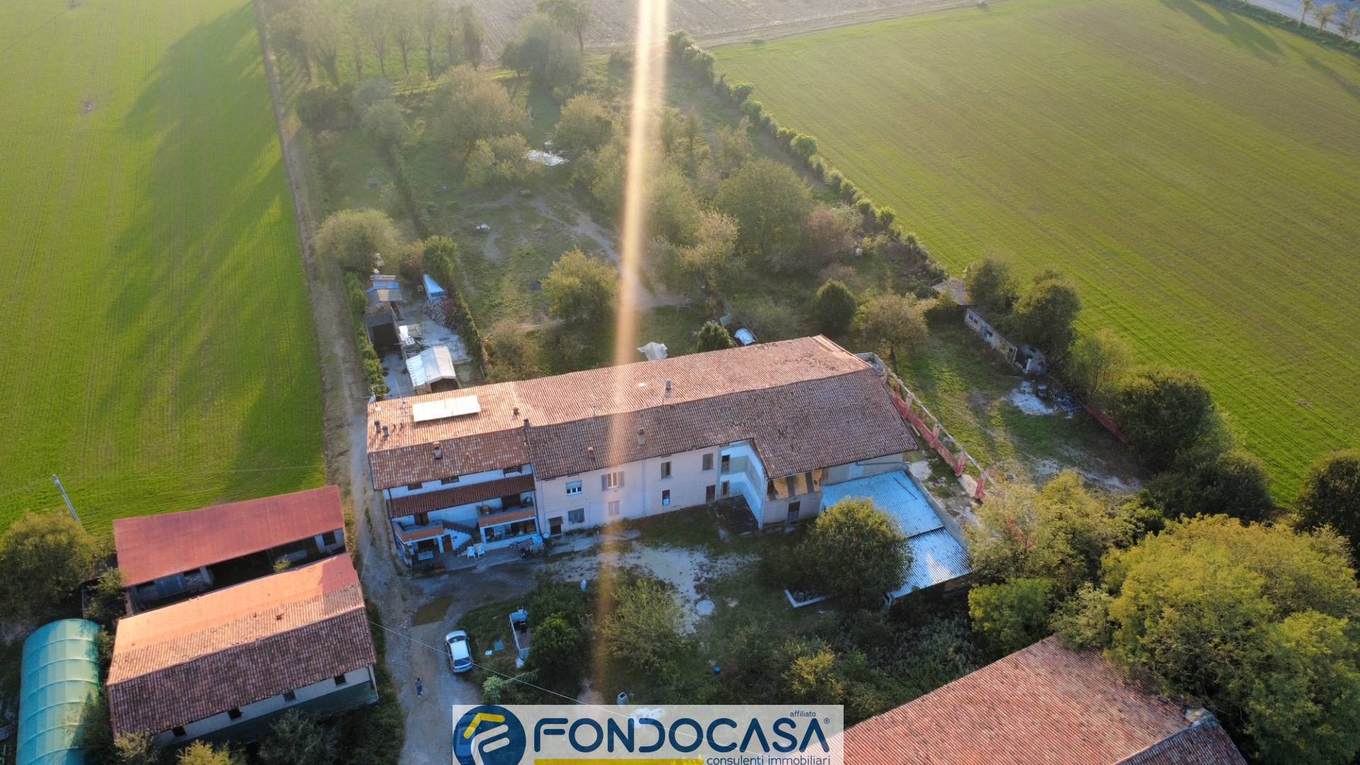 Rustico in vendita a Paderno Franciacorta