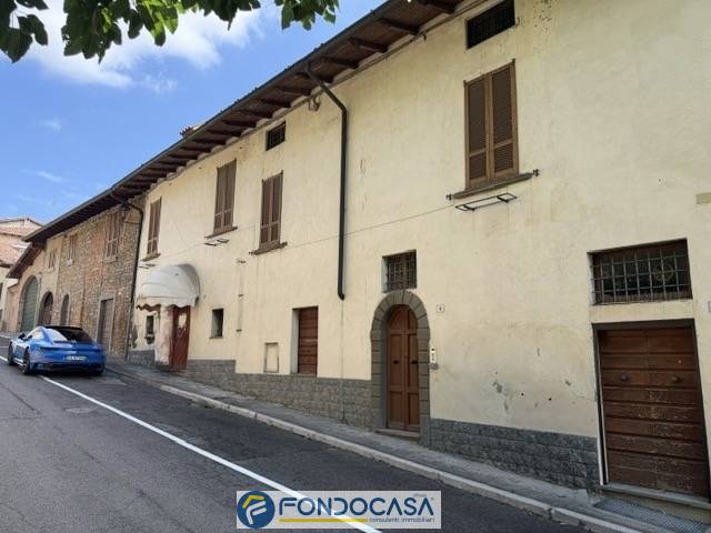 Appartamento in vendita a Rovato