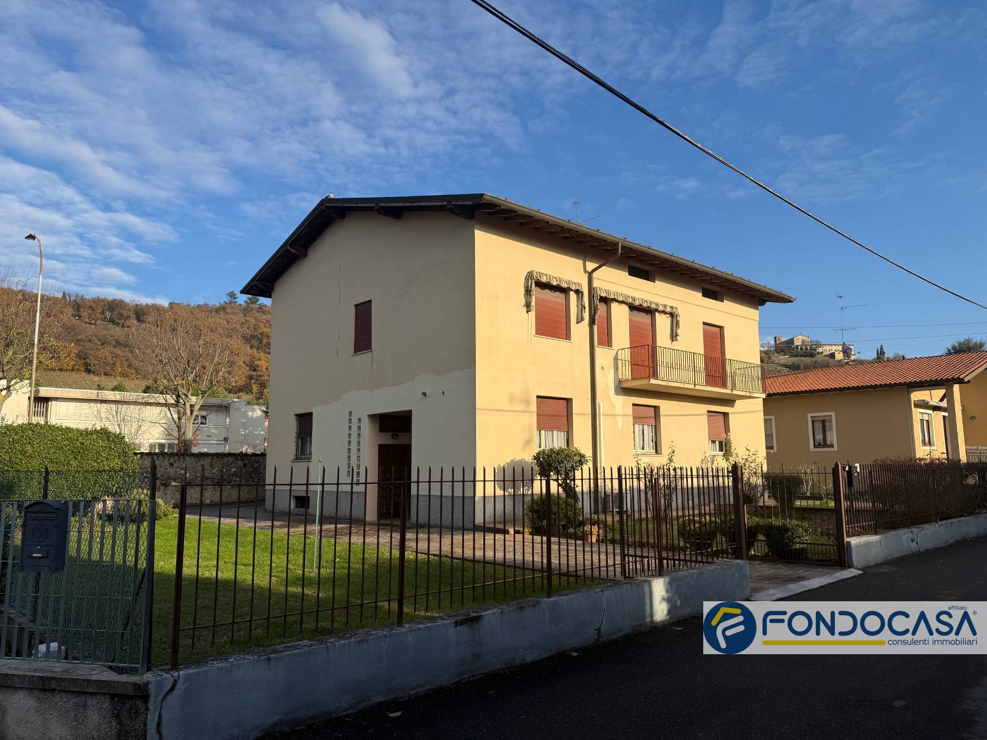 Villa bifamiliare in vendita a Coccaglio