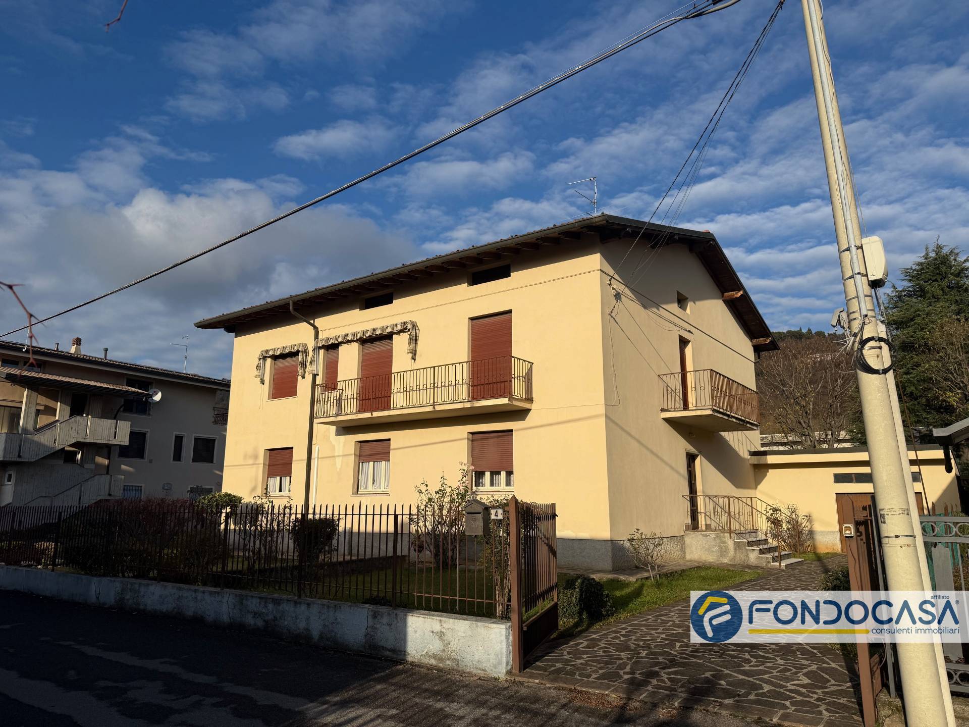 Villa bifamiliare in vendita a Coccaglio